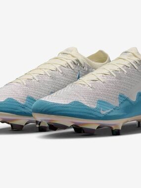 Nike Women’s Soccer Cleats - Cream and Teal Accents